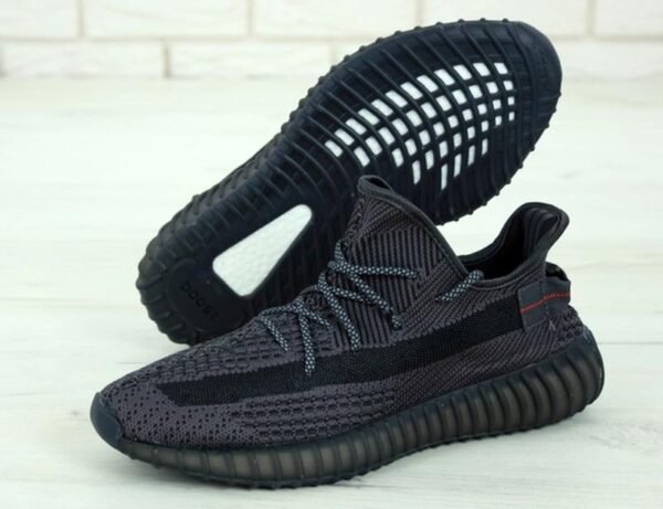 Adidas Yeezy Boost 350 - Image 4