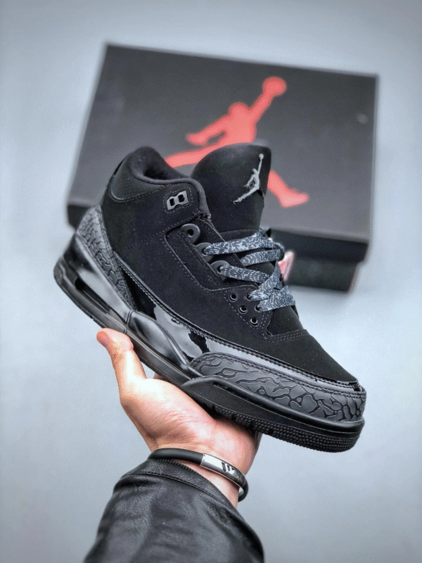 Nike Air Jordan 3 Retro - Image 2
